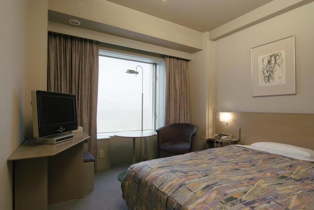 Hotel Crown Palais Kitakyushu Esterno foto